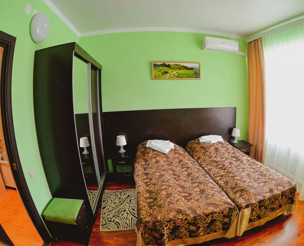 Номер «Улучшенный» 2-местный 2-комнатный 1 категории в 4 корпусе в санатории им. Димитрова в городе Кисловодске - фотография